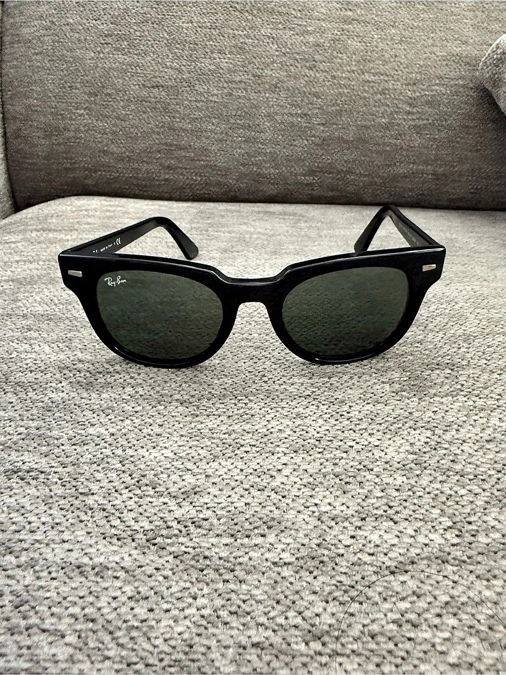 Ray-Ban RB 2168 Black Sunglasses Like New